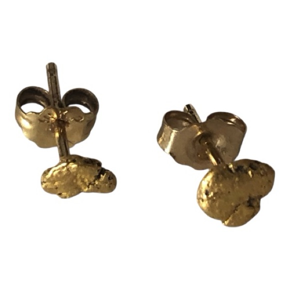 14k Gold Nugget Stud Earrings 202$